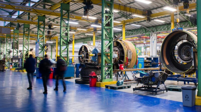 GE Aerospace doa US$ 2,3 milhões para capacitação global, com destaque para Firjan Senai no Brasil