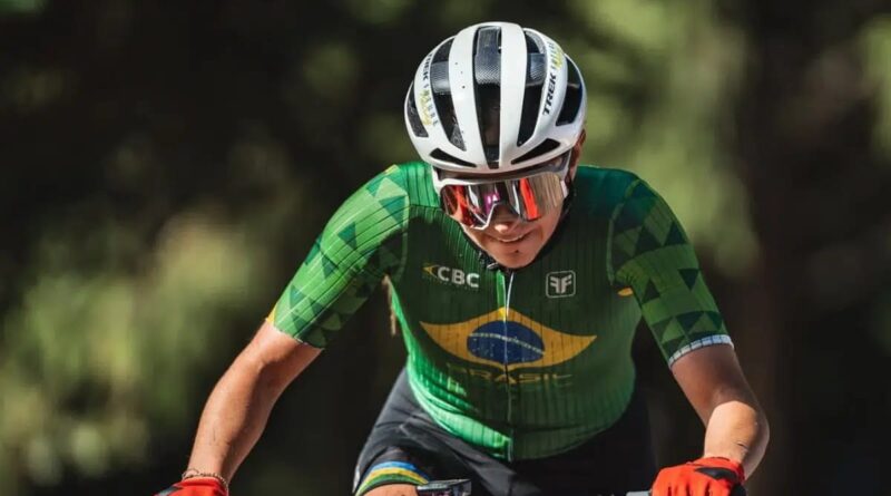 Foto Mônica Gabisnchler