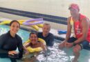 Búzios oferece aulas de hidroginástica adaptada para pessoas com deficiência