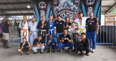 Projeto UFL brilha em estreia no Circuito Estadual de Jiu-Jitsu com 16 medalhas em Petrópolis