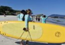 Projeto de surf terapêutico fortalece autoestima e promove acolhimento para mulheres vítimas de violência em Cabo Frio