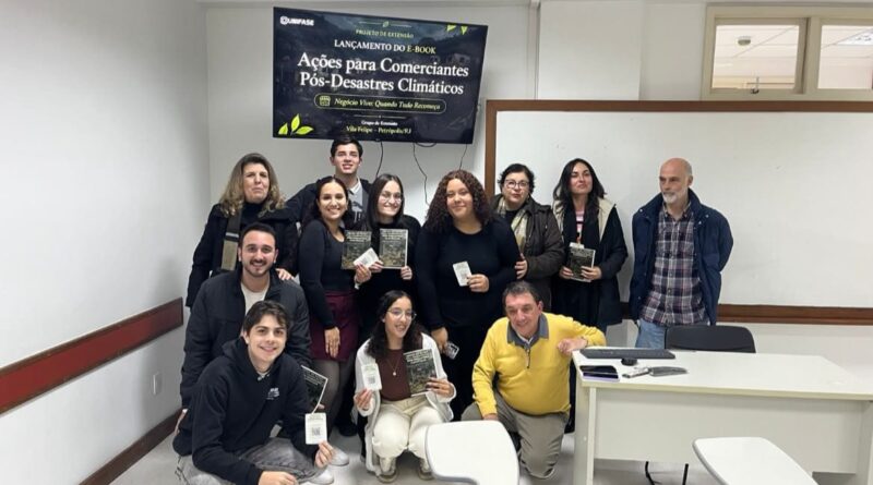 Quatro anos após tragédia, e-book da Unifase orienta comerciantes de Petrópolis sobre reconstrução após desastres