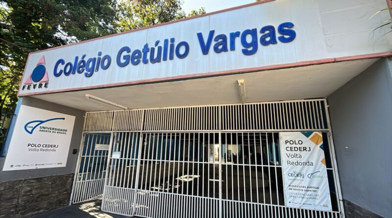 Vestibular Cederj 2027.1 oferece 219 vagas em cursos semipresenciais em Volta Redonda